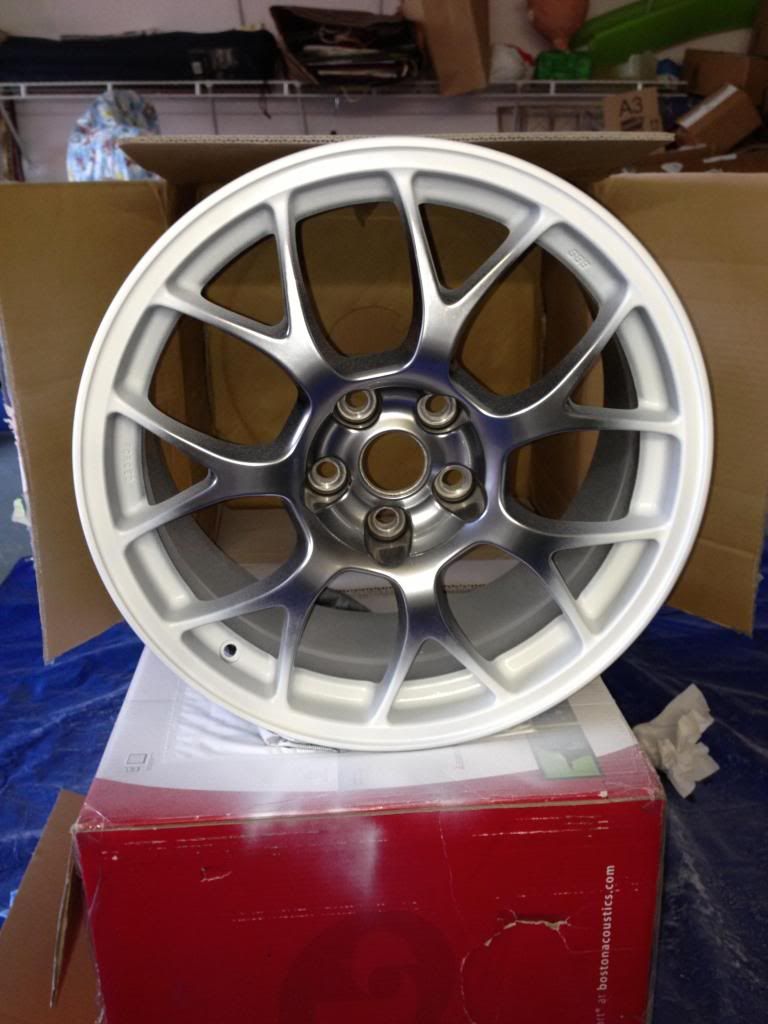 WhiteWheel.jpg