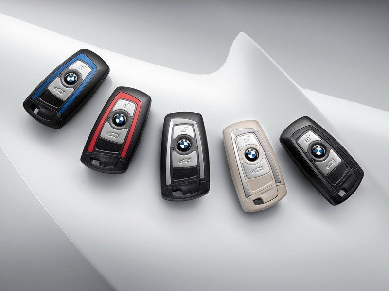 2012-bmw-3-series-49_800x0w.jpg