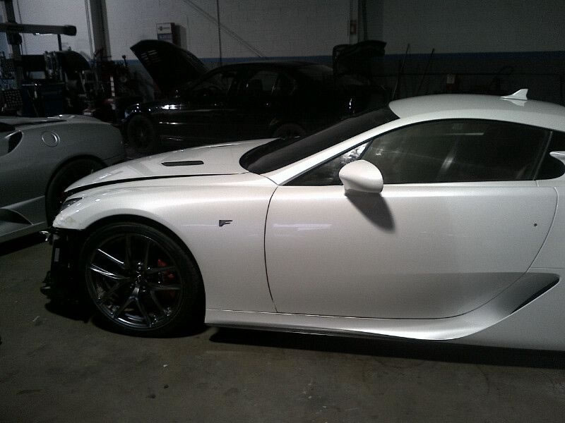2012_Lexus_LFA_3.jpg
