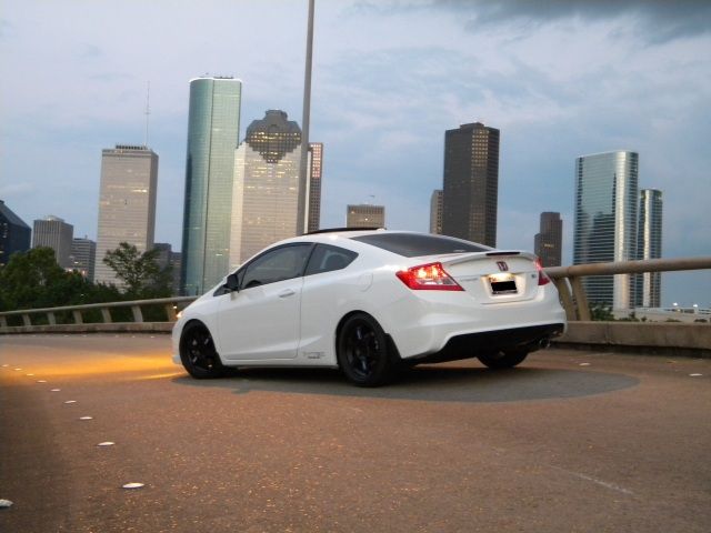 volkte37217x7540.jpg