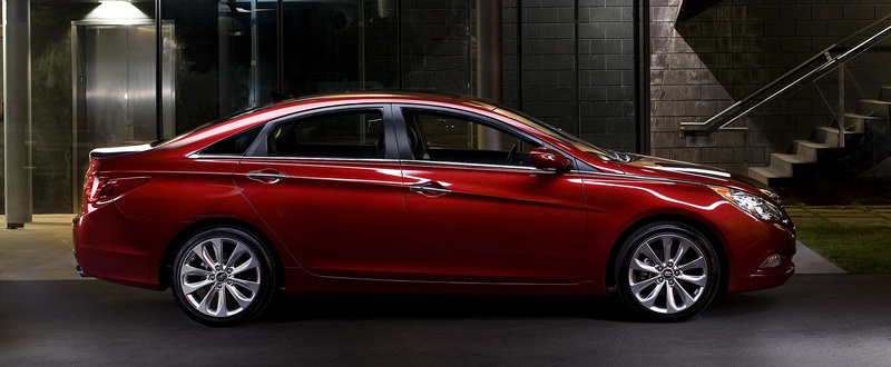 11_hyundai_sonata_side.sized.jpg