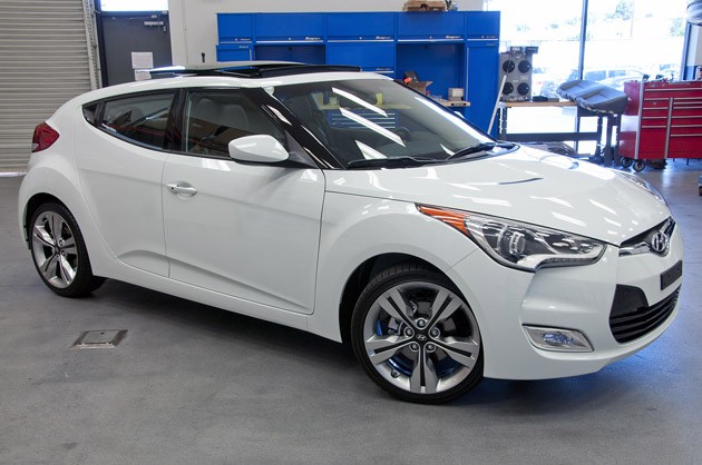 2012_hyundai_veloster_fr.jpg