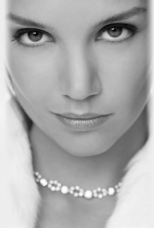 KatieHolmes2-1.jpg