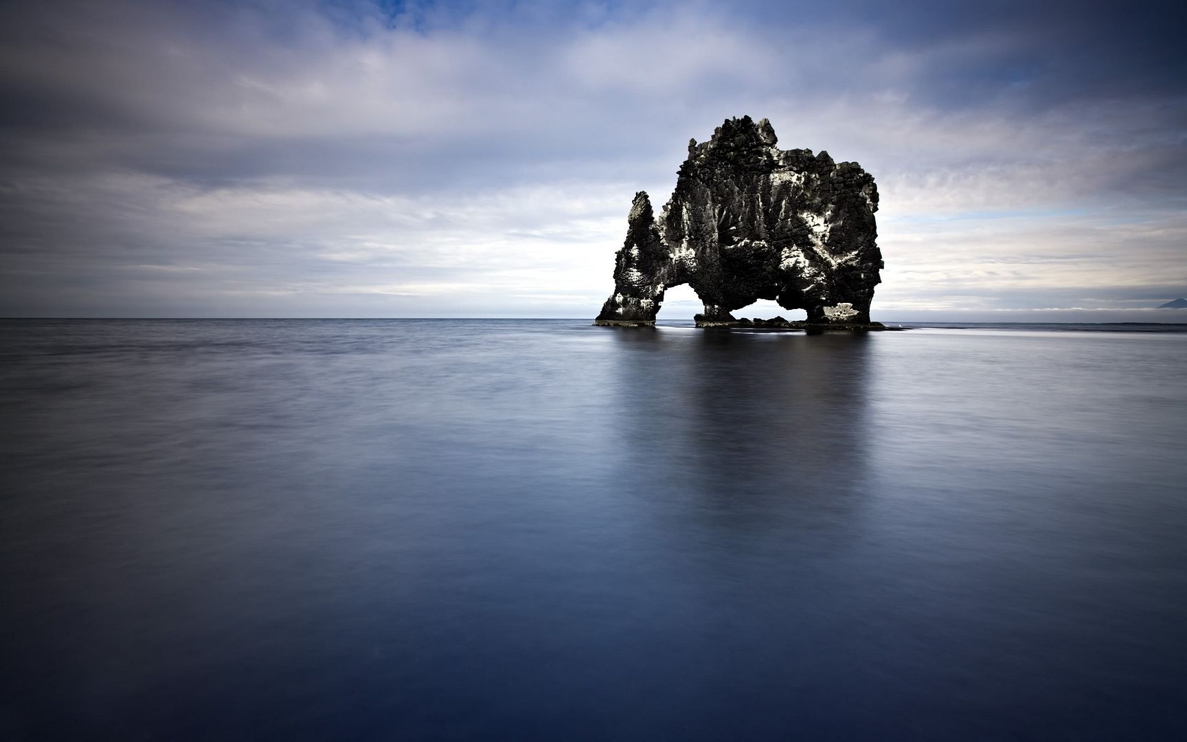 wallpaper-2270420_zps5e44e25f.jpg