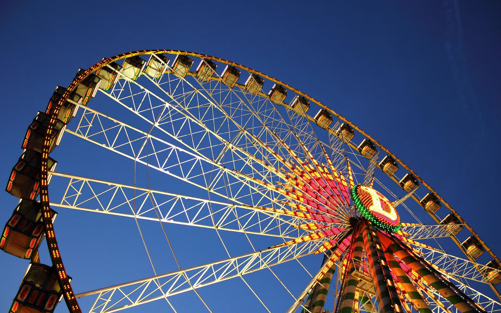 02925_ferriswheel_2880x1800.jpg