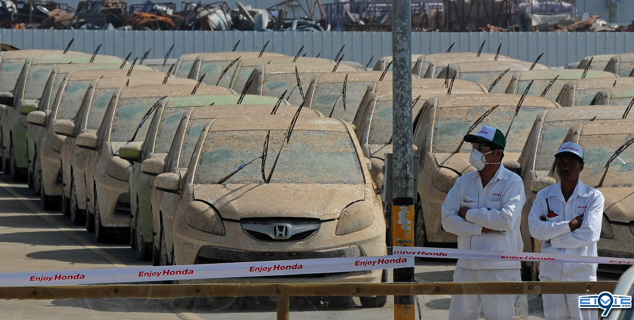 03_honda_flood_cars.jpg