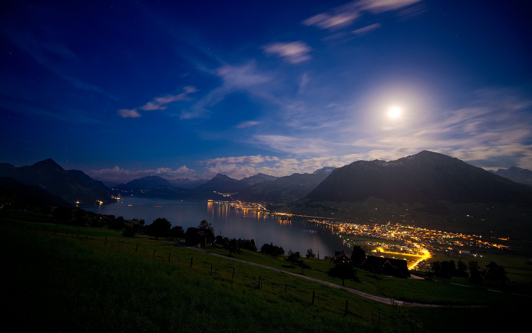 02995_thenatureofmoonlight_2880x1800.jpg