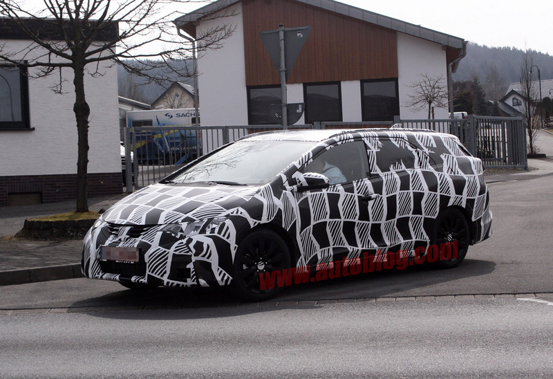 002_honda_civic_tourer_spy_shots.sized.jpg