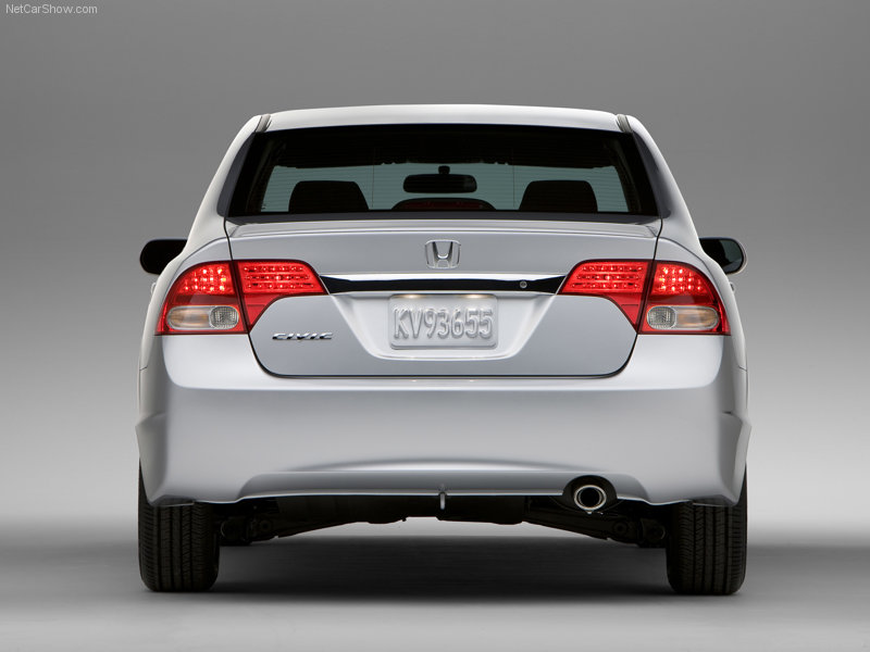 Honda_Civic_Sedan_2009_800x600_wallpaper_09.jpg
