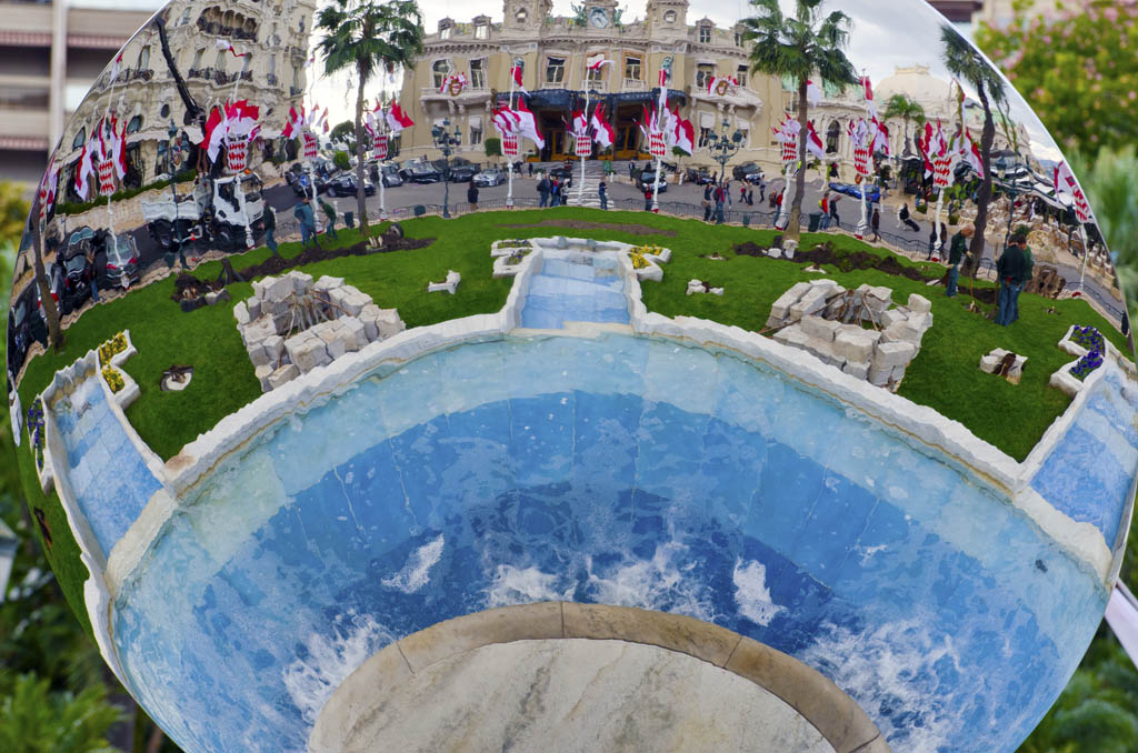 montecarlomirror.jpg