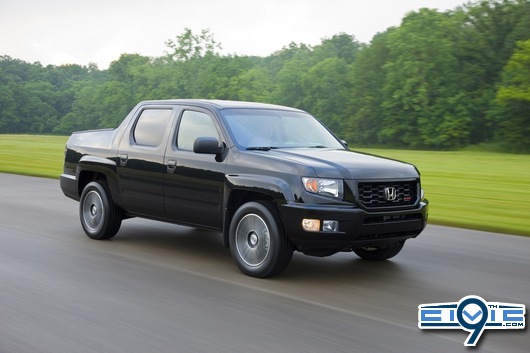 2012_Honda_Ridgeline_Sport_10_thumb_530x353_16008.jpg