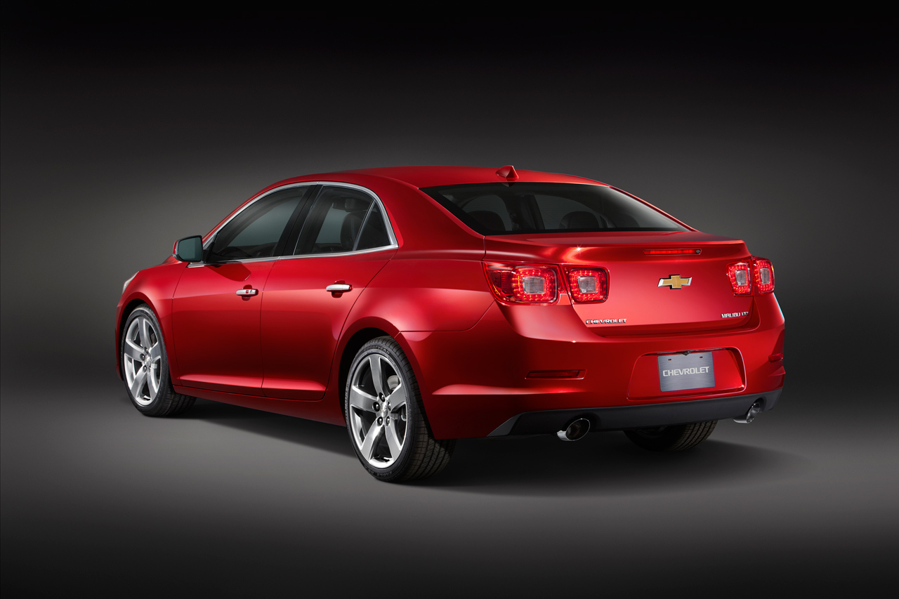002_2013_chevrolet_malibu_ltz.jpg