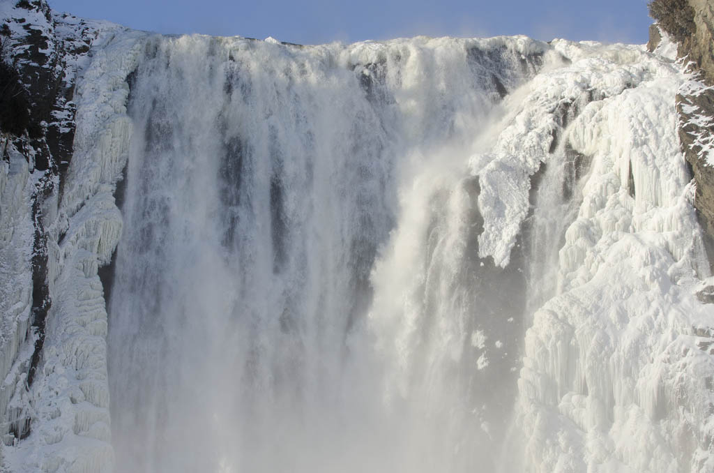 montmorencyfallswinter2.jpg