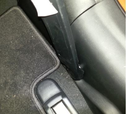 SeatBeltRemoval_zps858b932e.jpg