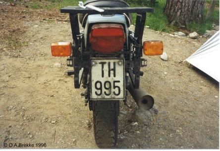 fin_th995.jpg