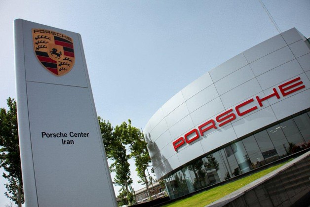 iran_porsche_dealer.jpg