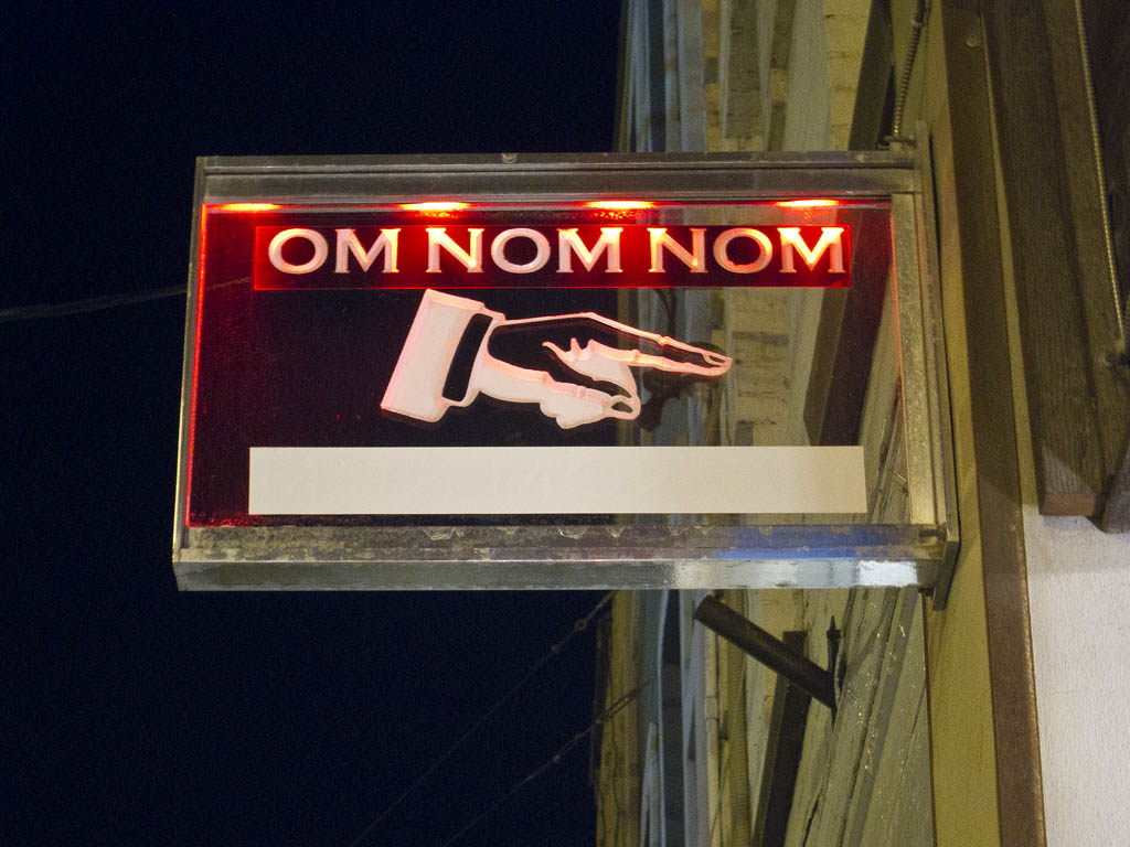 omnomnom.jpg