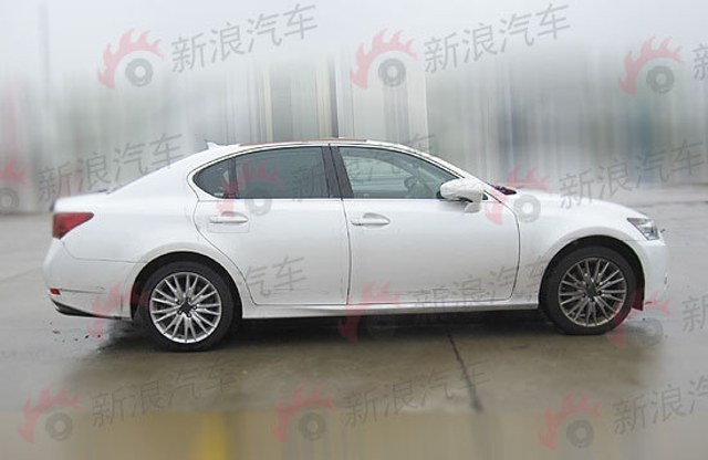 2011_08_16_2013_lexus_gs_350_awd_3.jpg