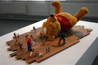 poo_vs_the_little_people.jpg