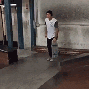 tumblr_o0y8oajUfa1sfyws3o1_250.gif
