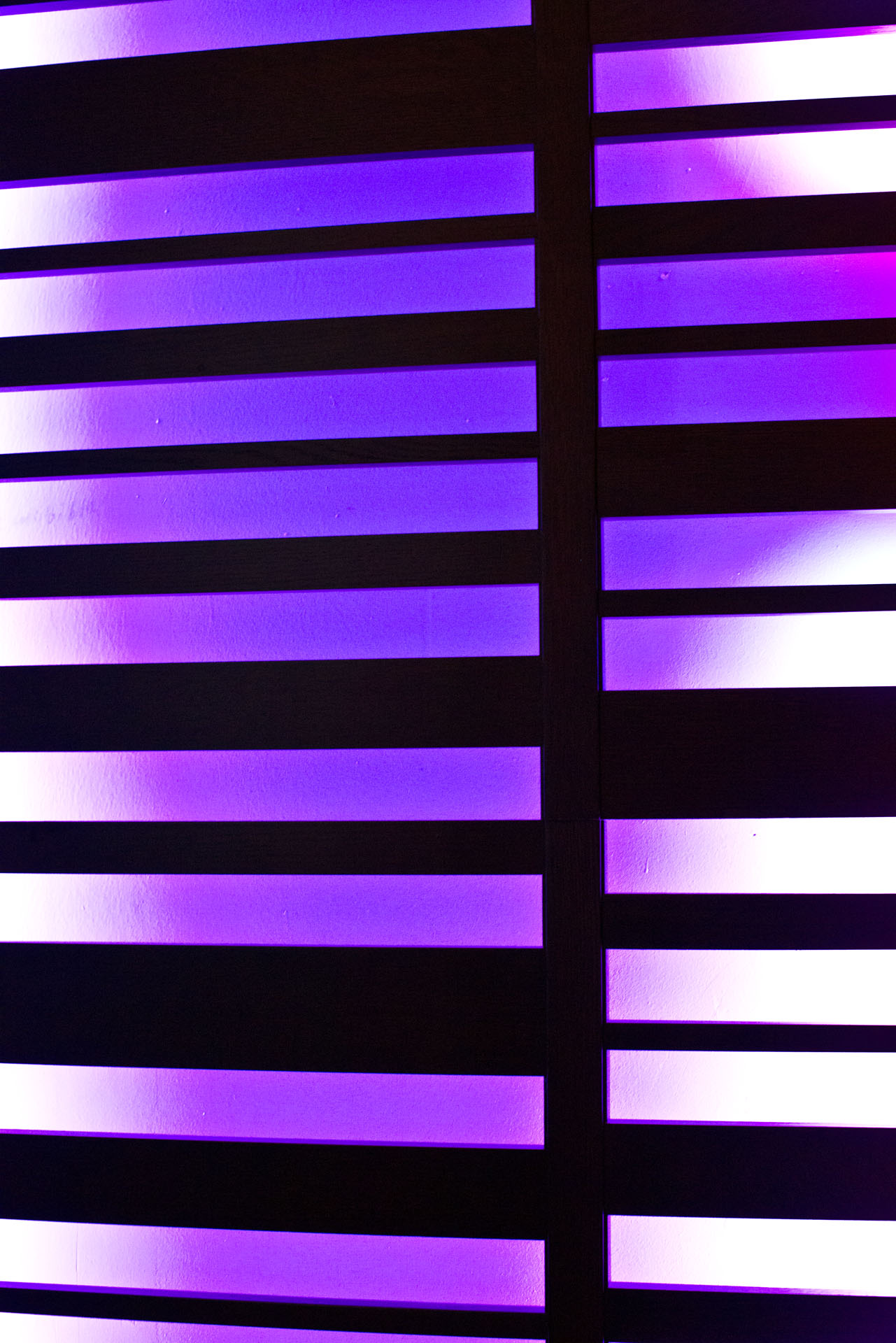 sheratoncasinowall.jpg